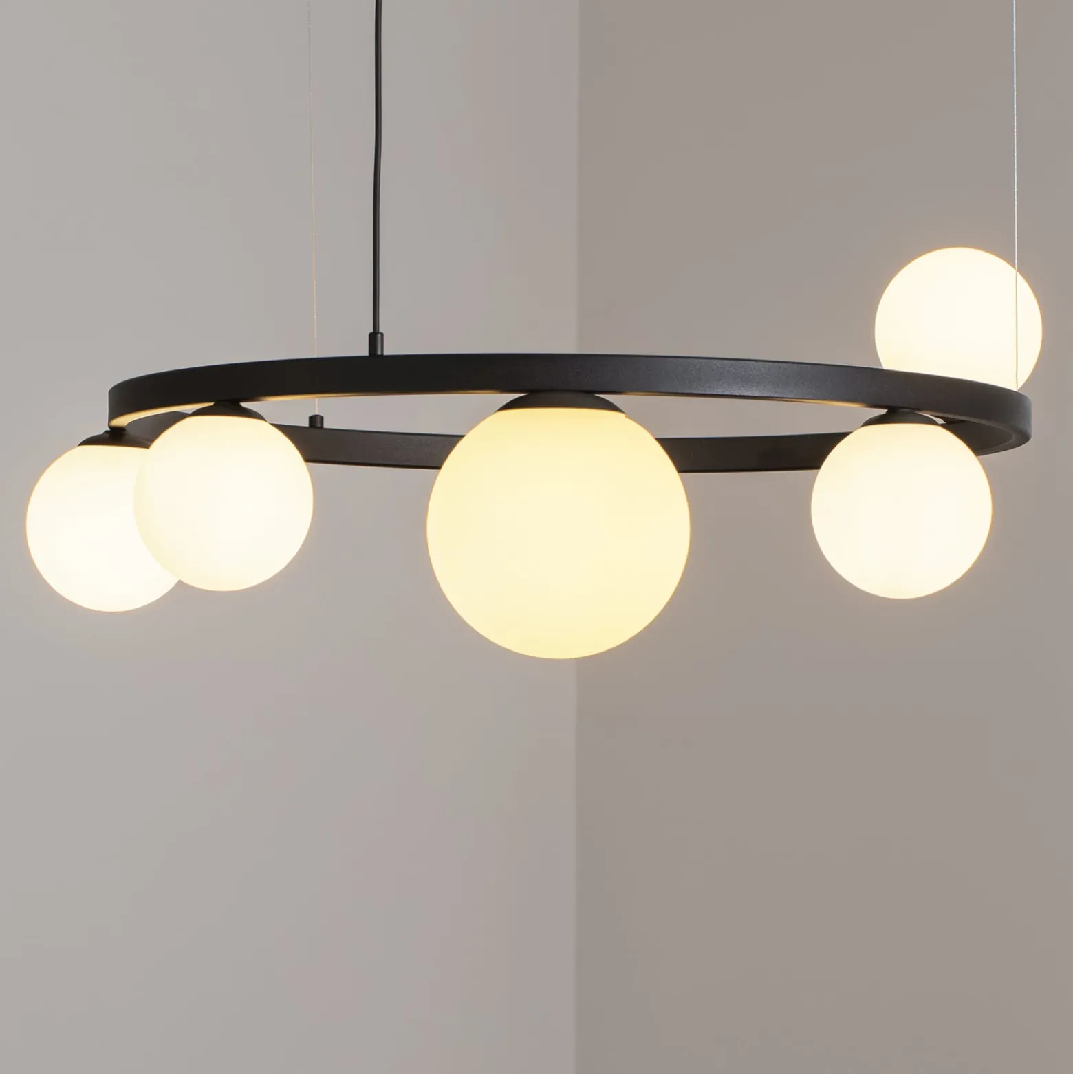 Hängeleuchte Garda 5, Ring, Metall, Glas, 5-fl., schwarz