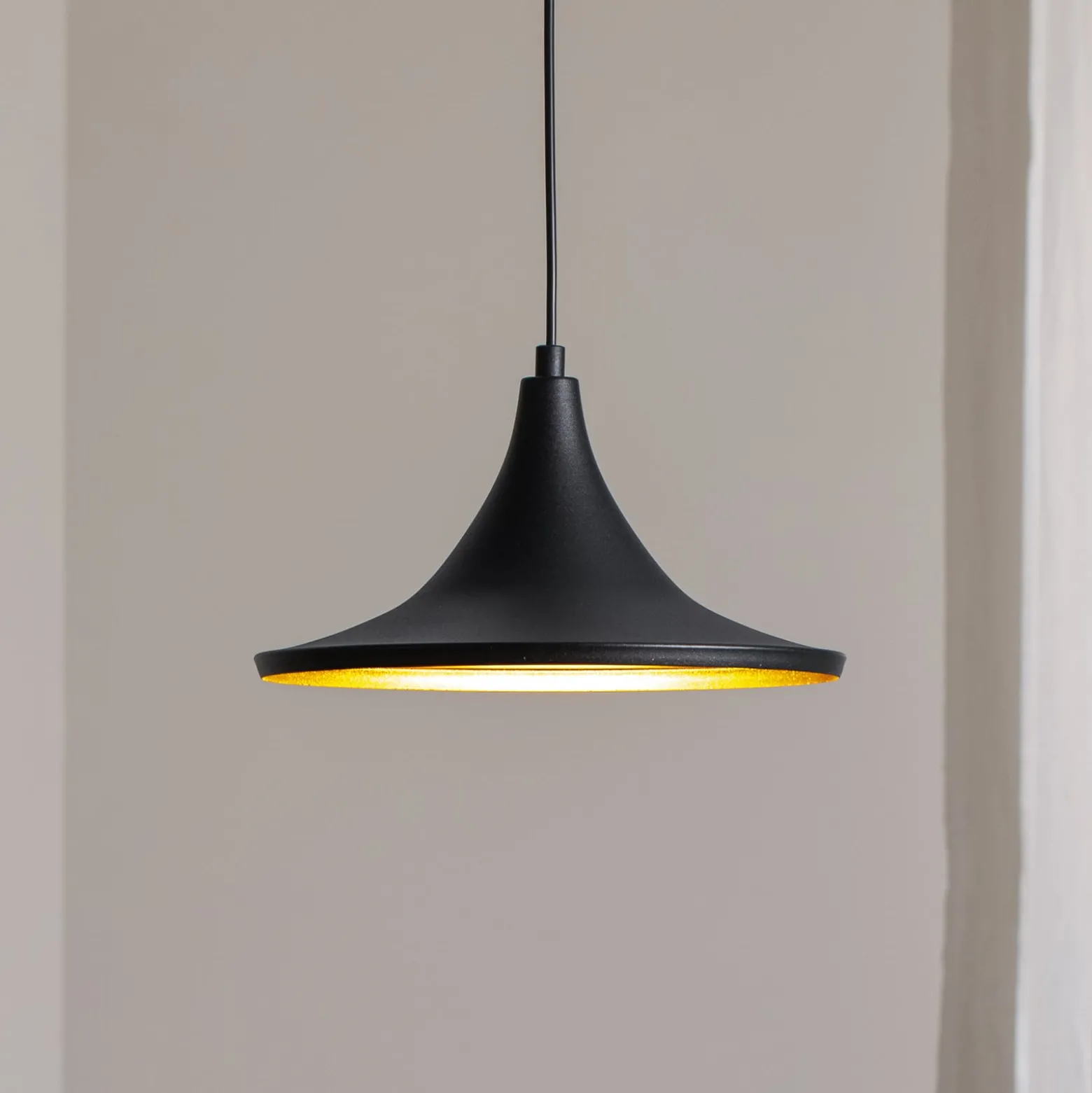 Hängeleuchte Genisy, schwarz, Ø 31 cm, Metall, E27