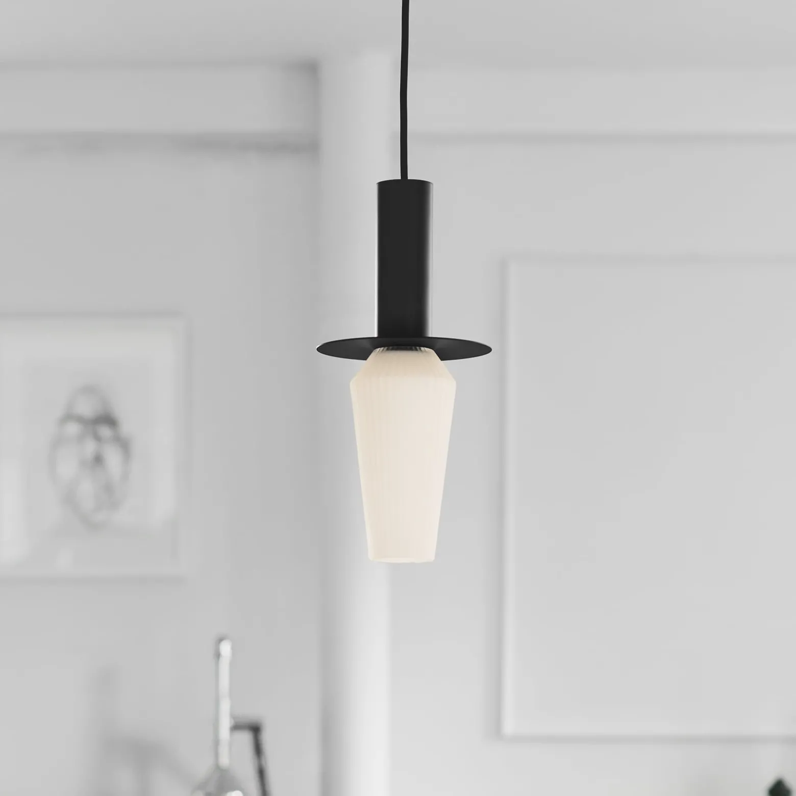Hängeleuchte Harakiri, schwarz/opal