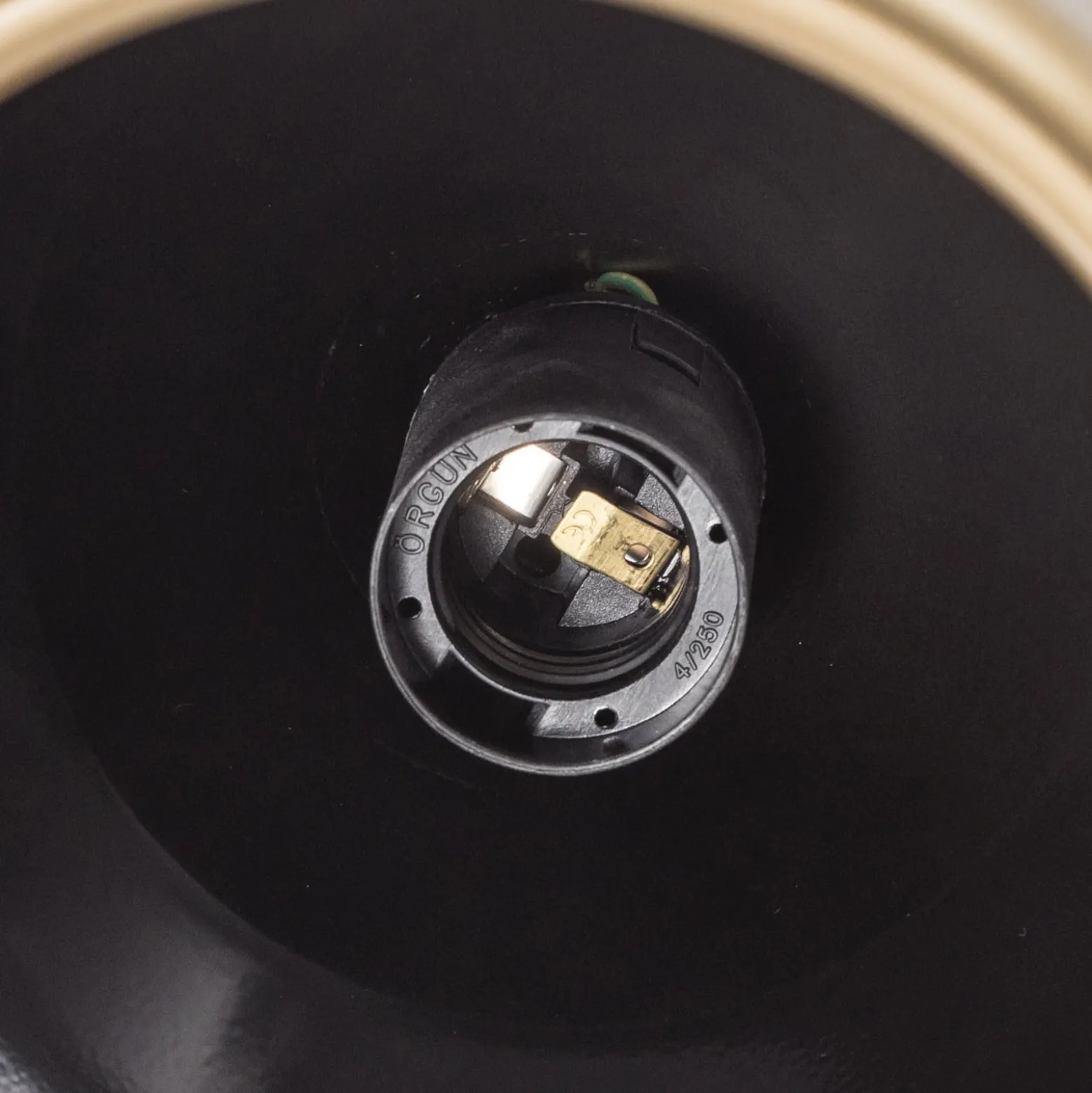 Hängeleuchte Yildo, 1-flammig, schwarz/gold, Metall, Ø 17cm