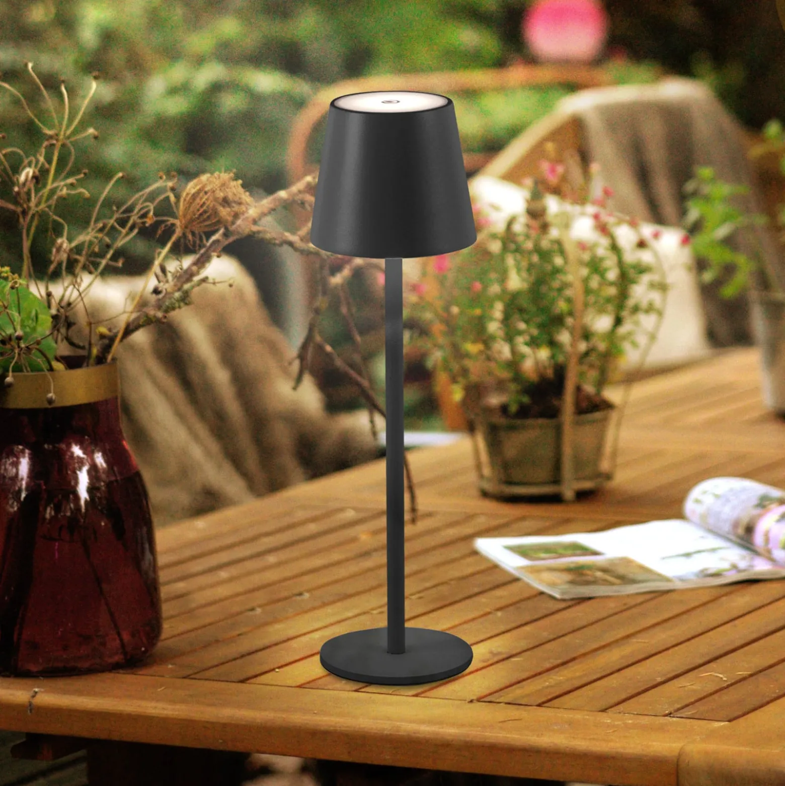 JUST LIGHT. LED-Akku-Tischleuchte Euria, schwarz, Eisen IP54