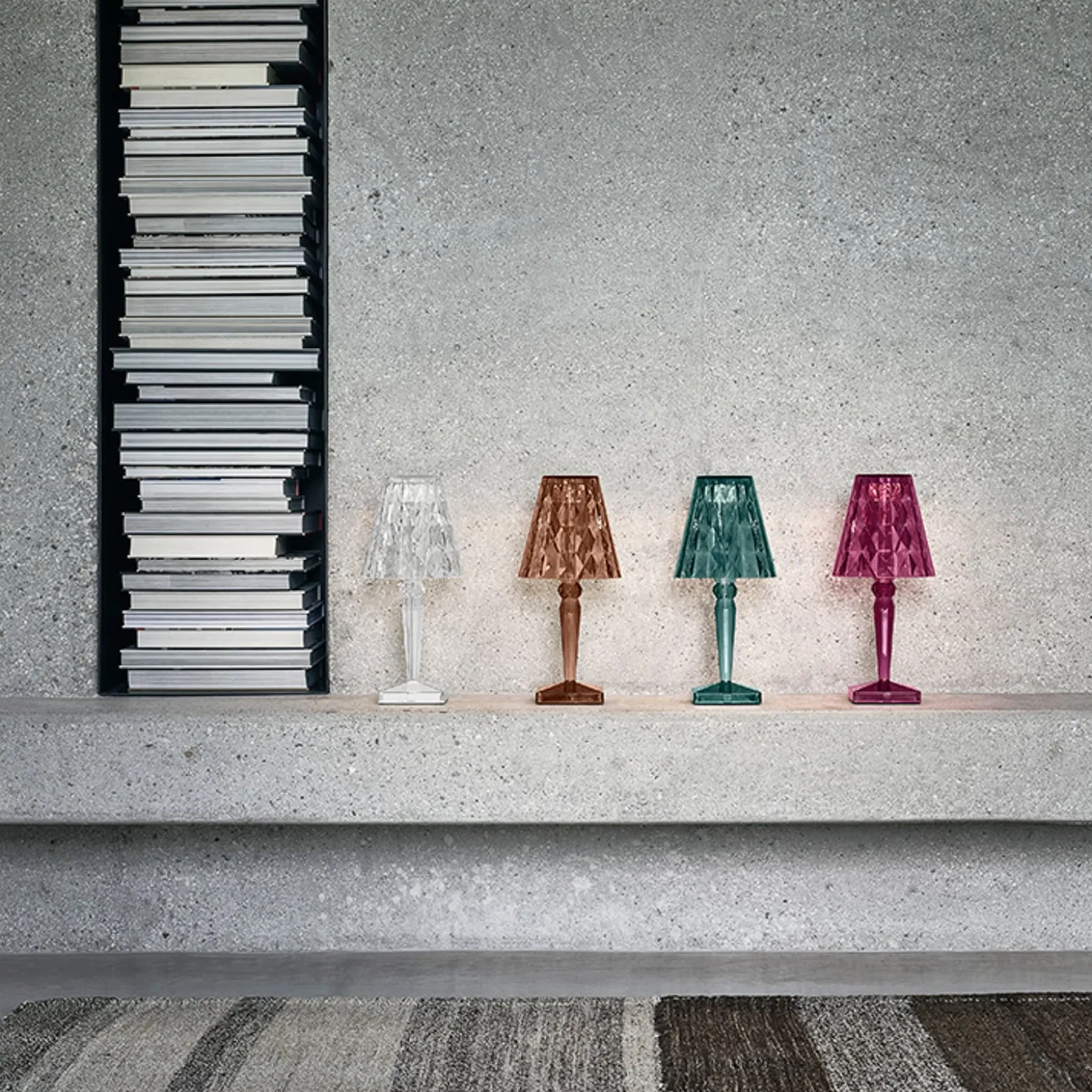 Kartell Big Battery - Tischlampe IP54, hellblau