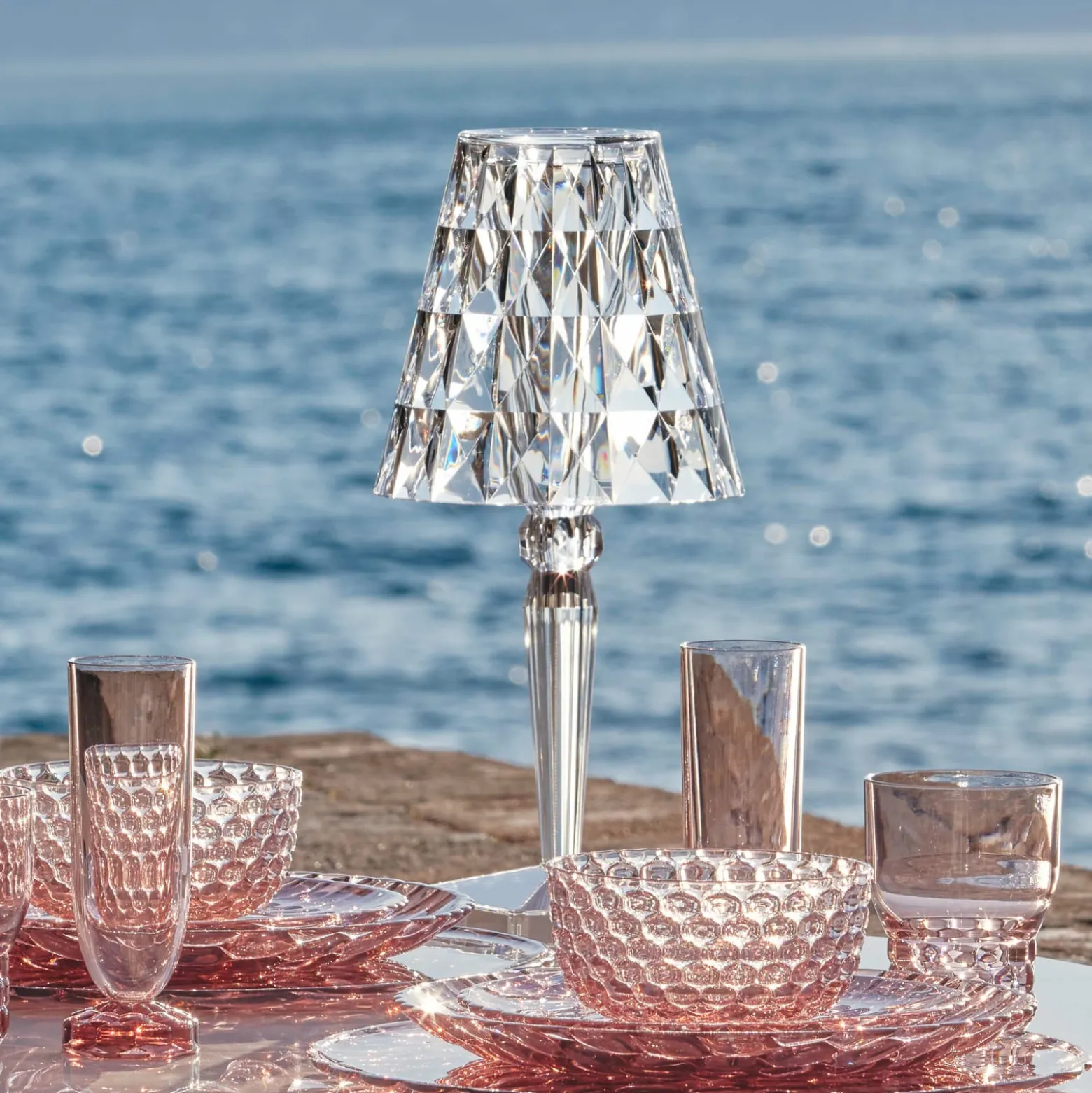 Kartell Big Battery - Tischlampe IP54, transparent