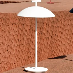 Kartell Mini Geen-A LED-Tischleuchte mobil weiß