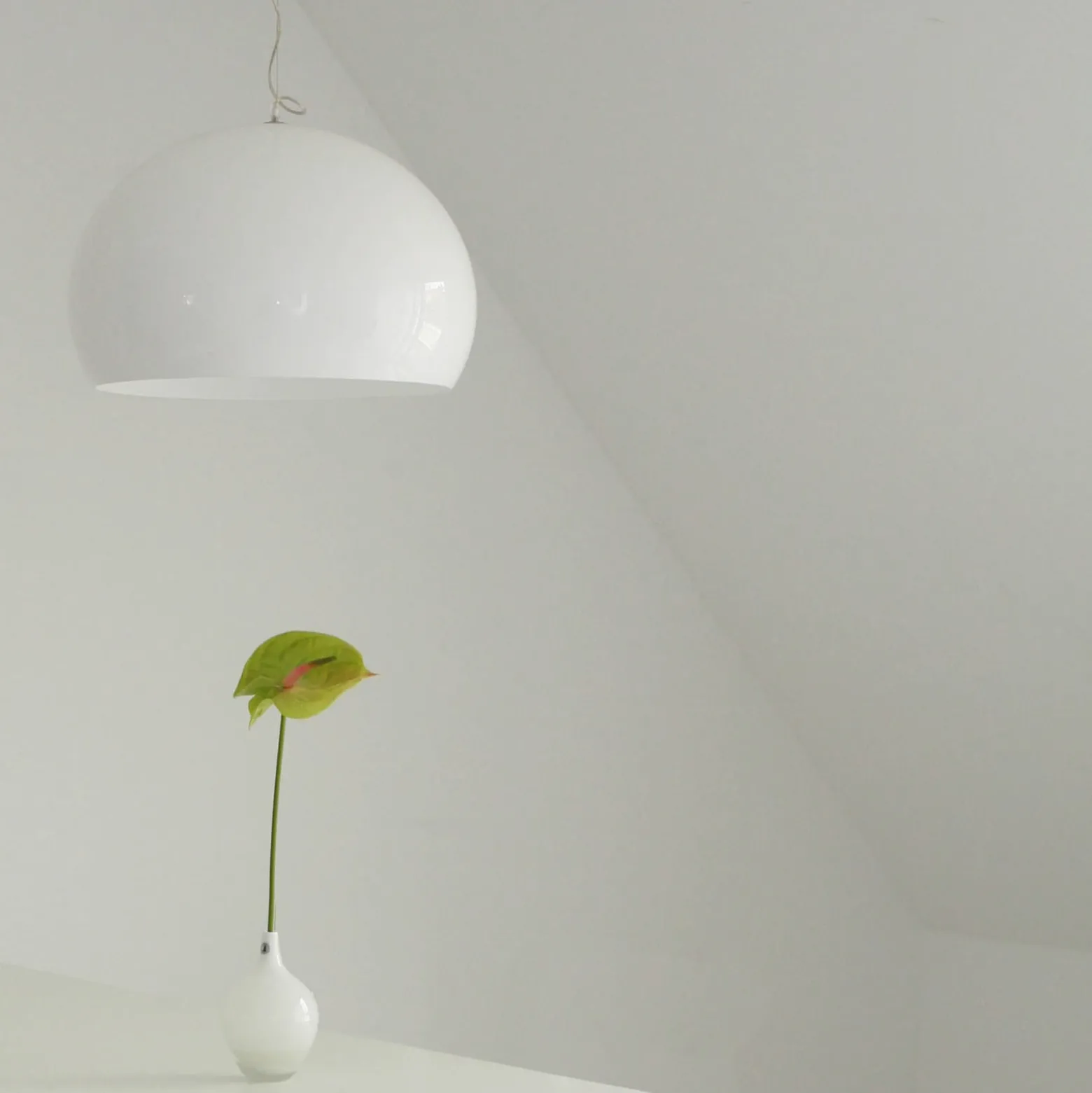 Kartell Small FL/Y LED-Hängeleuchte weiß glänzend
