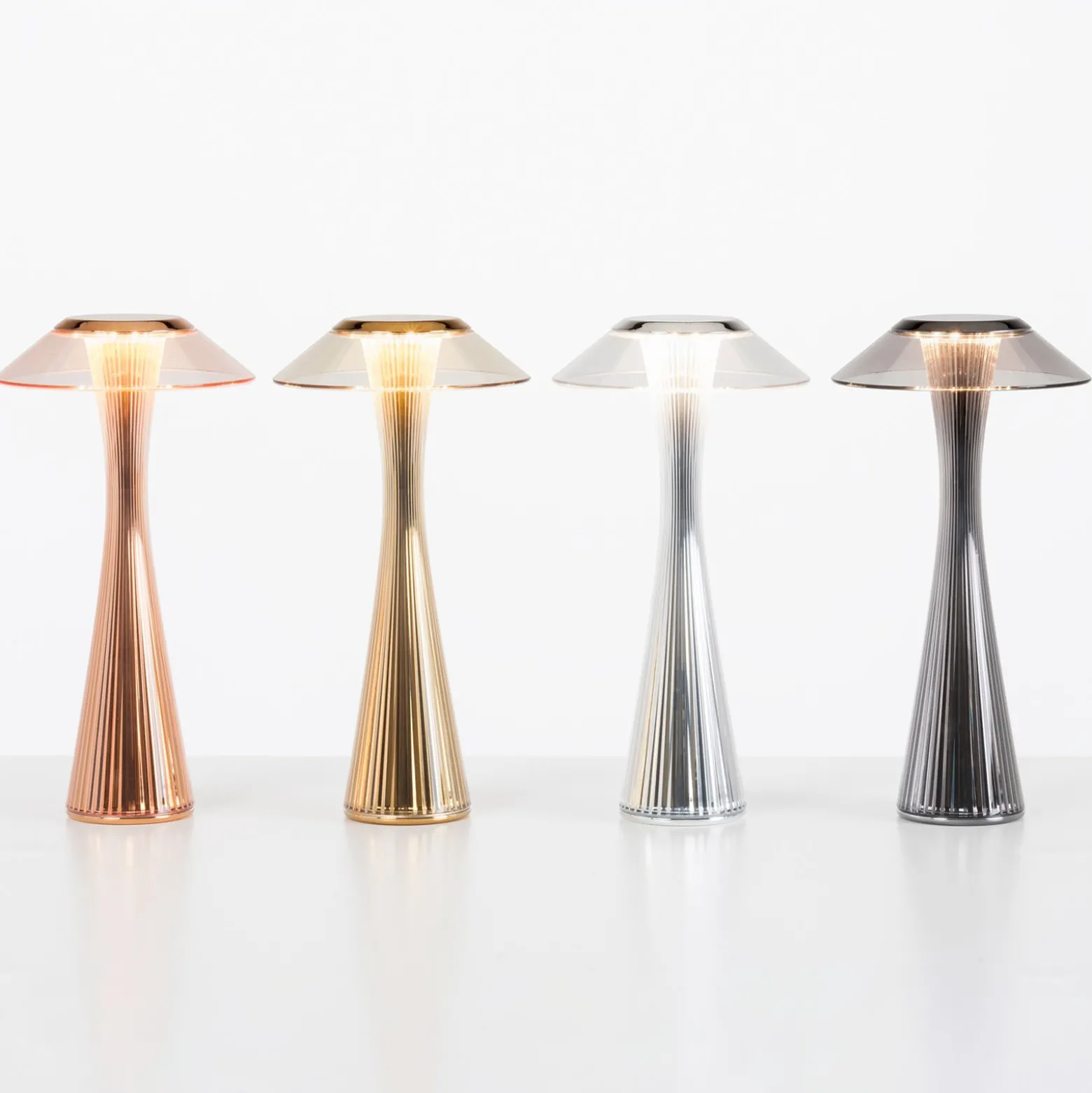 Kartell Space - LED-Designer-Tischleuchte, gold