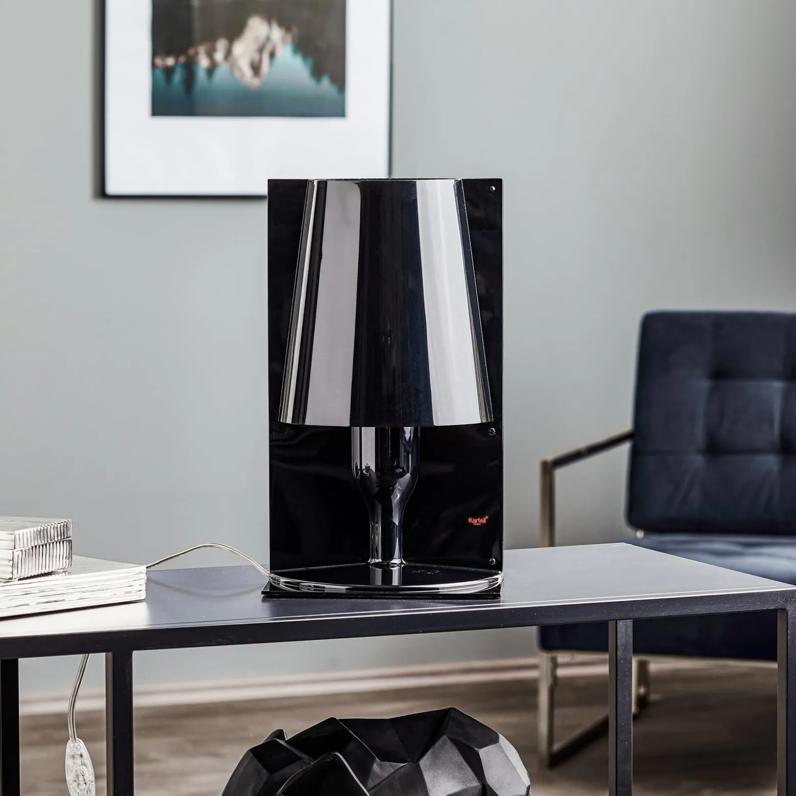 Kartell Take Designer-Tischleuchte, schwarz