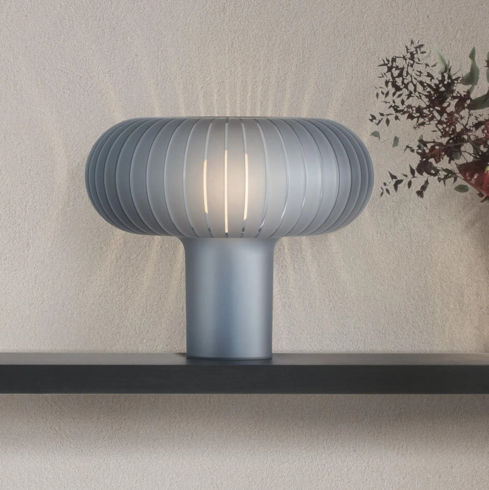Kartell Tischleuchte Teresa Frozen, himmelblau, dimmbar, E27