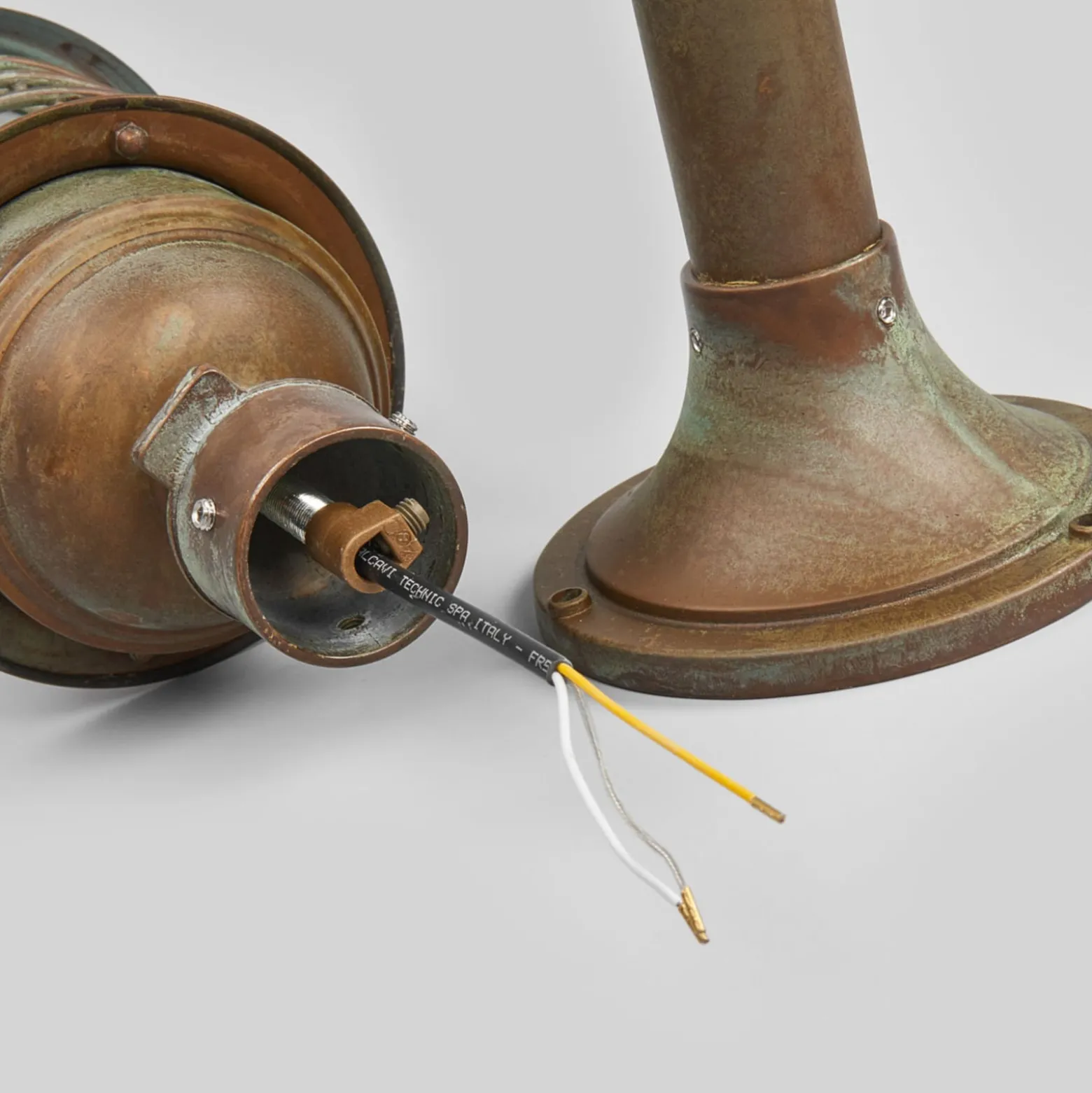 Korrosionsbeständige Sockelleuchte Carlon