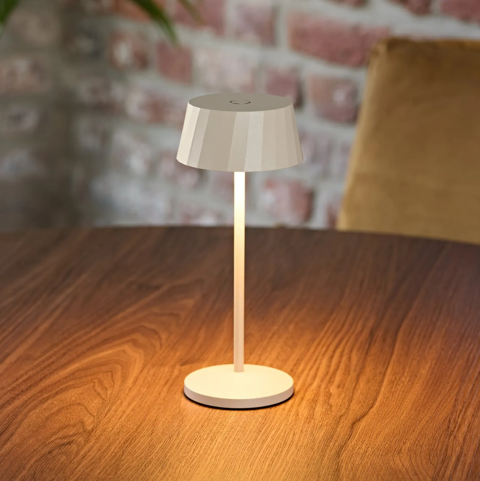 LED-Akku-Tischlampe Facetta, 3er-Set, beige, 22 cm, IP44