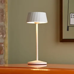 LED-Akku-Tischlampe Facetta, 3er-Set, weiß, 22 cm, IP44