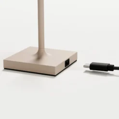 LED-Akkutischlampe Nuindie pocket, beige, IP54, dimmbar