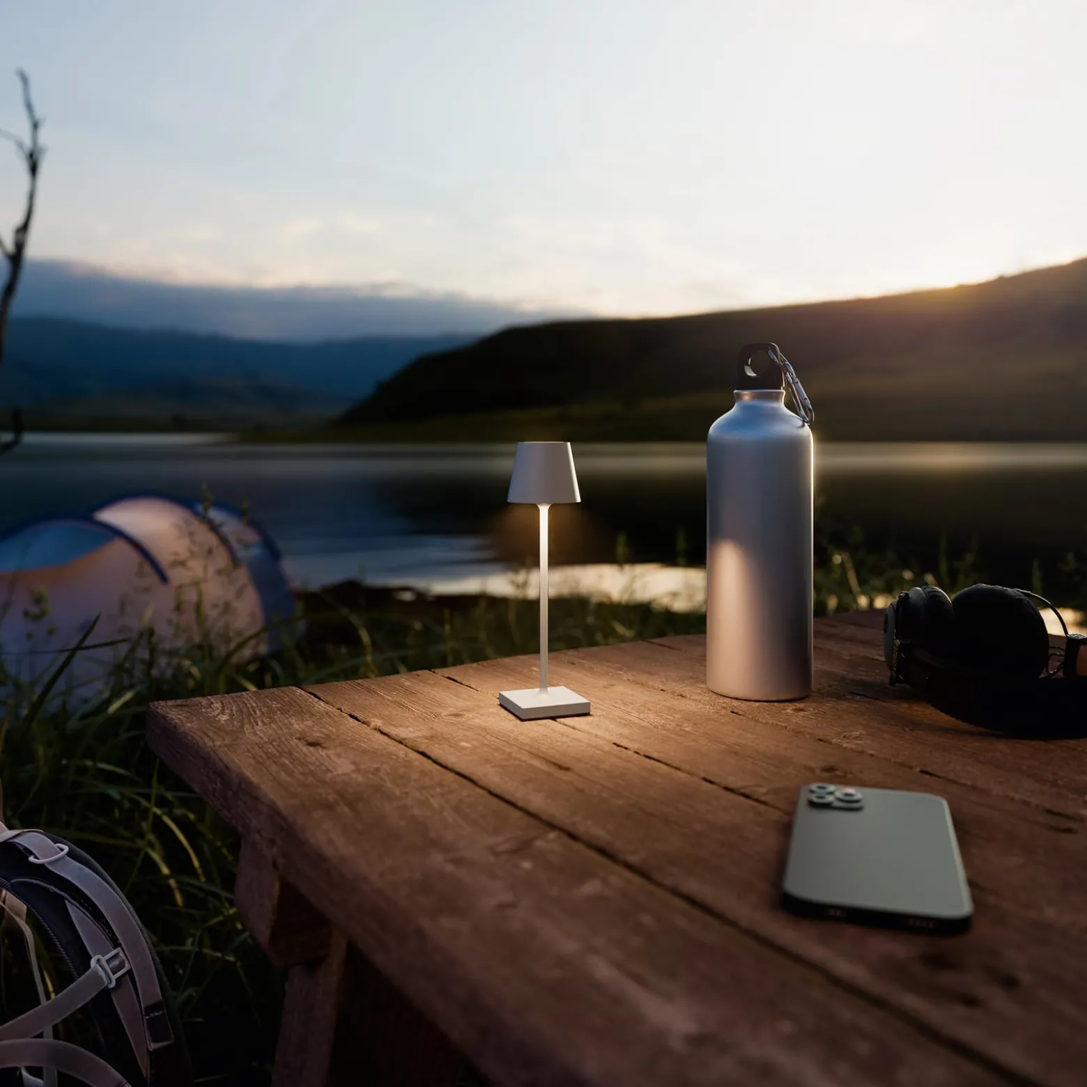 LED-Akkutischlampe Nuindie pocket, grau, IP54, dimmbar