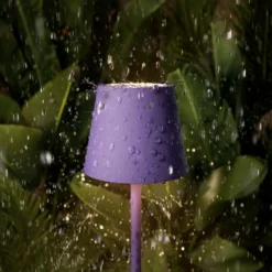 LED-Akkutischlampe Nuindie pocket, lila, IP54, dimmbar