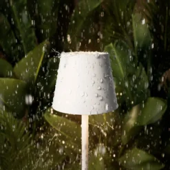 LED-Akkutischlampe Nuindie pocket, weiß, IP54, dimmbar