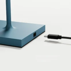 LED-Akkutischlampe Nuindie, USB-C, blau, IP54, dimmbar