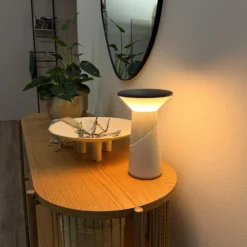 LED-Akku-Tischlampe Pilia anthrazit/hellgrau Höhe 24 cm IP44