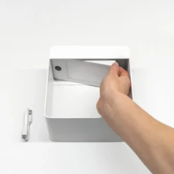LED-Akku-Tischleuchte Dama, weiß, Aluminium, ABS