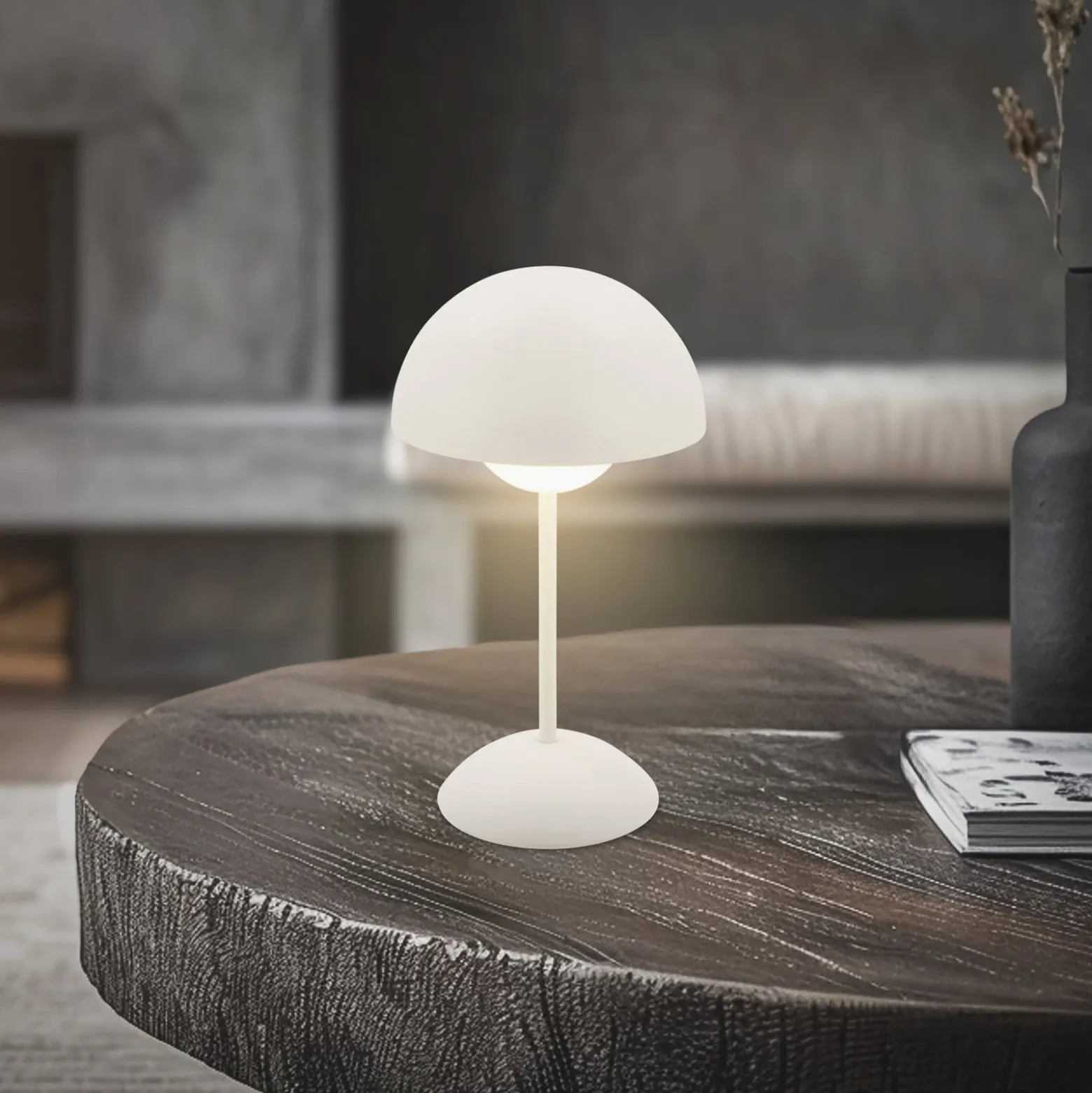 LED-Akku-Tischleuchte Kugle, weiß, Metall, IP44, dimmbar
