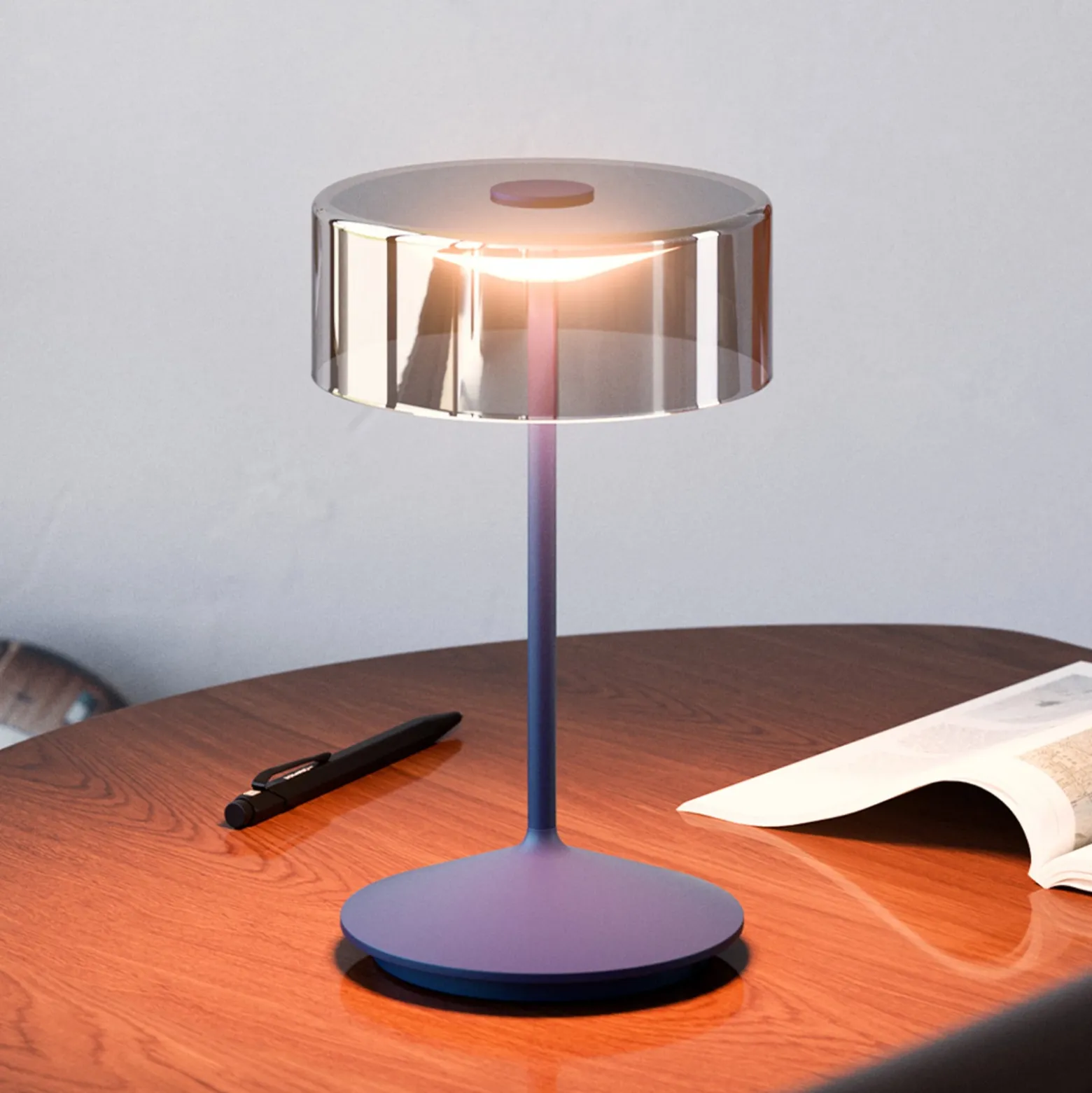 LED-Akkutischleuchte Numotion, blau, Glas, IP54, dimmbar