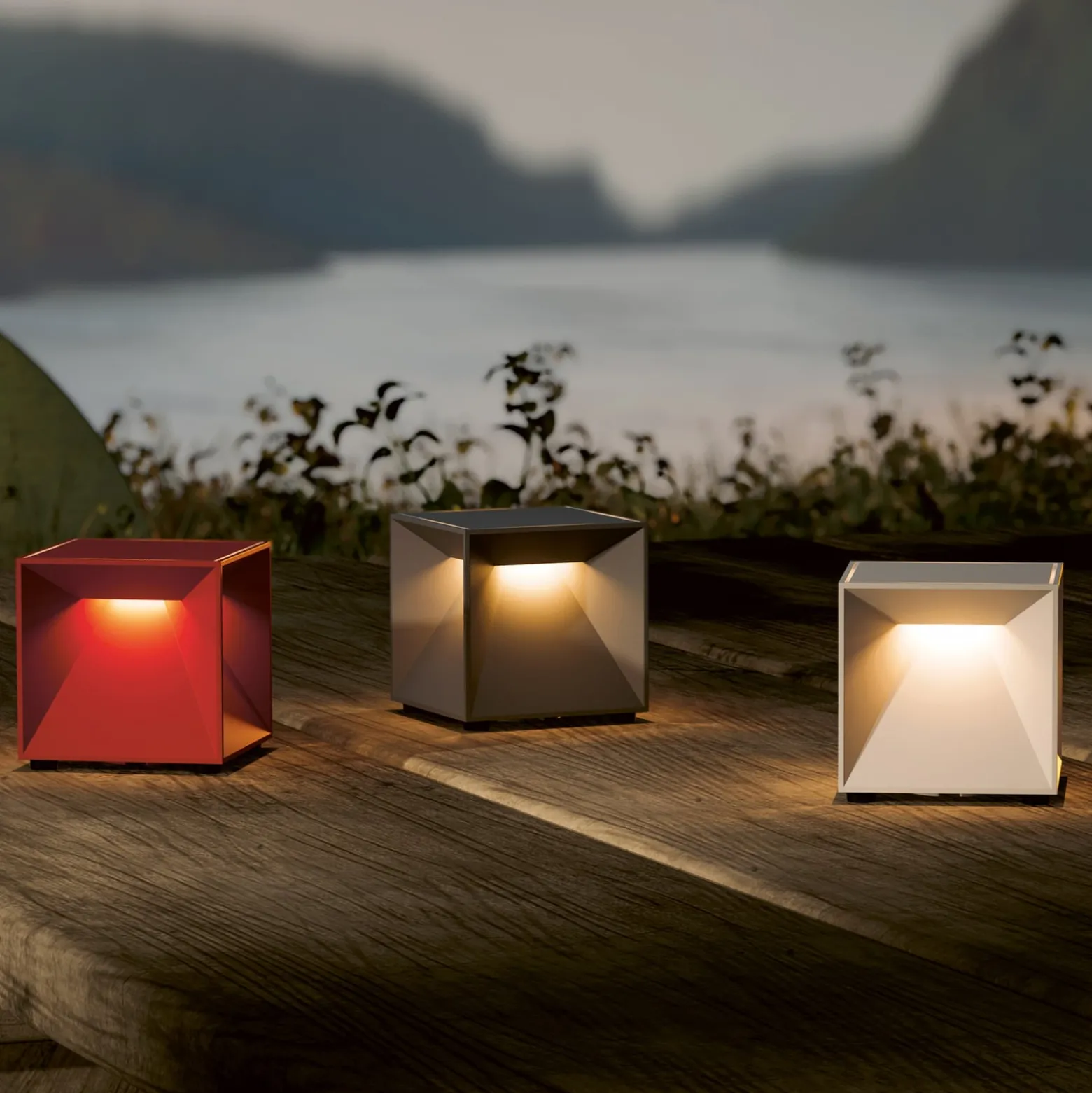 LED-Akku-Tischleuchte Nutalis mini, beige, IP54, dimmbar