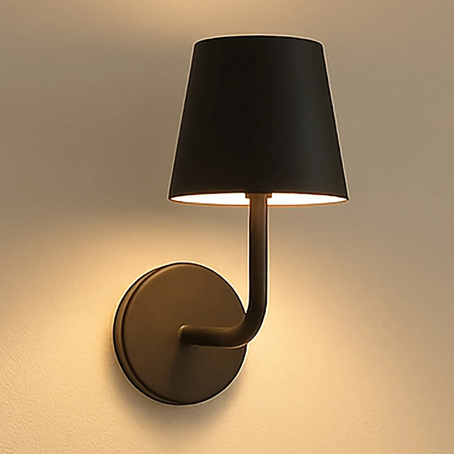 LED-Akku-Wandlampe Magnetic, schwarz, CCT, IP54, dimmbar