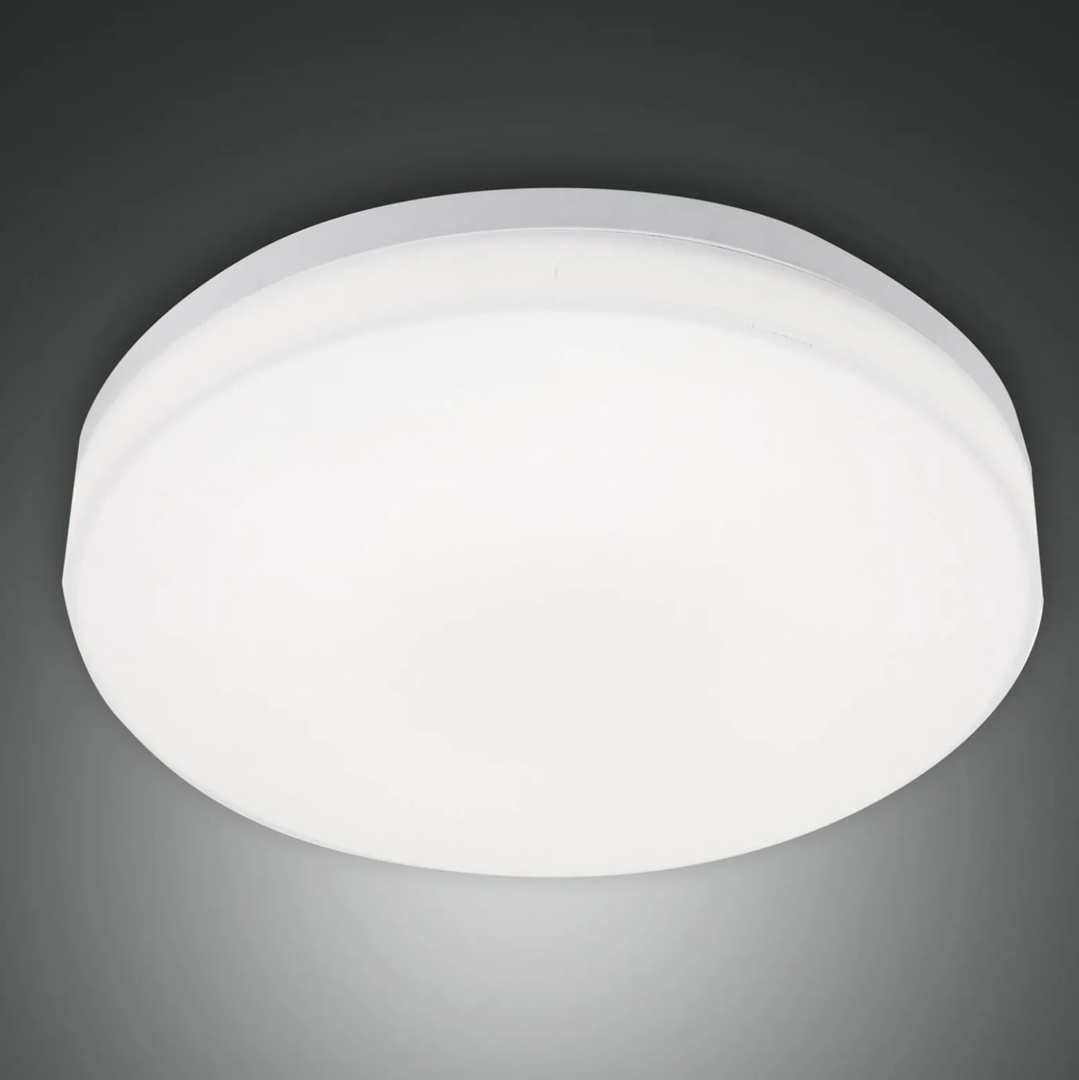 LED-Außendeckenleuchte Trigo mit Sensor, weiß