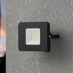 LED-Außenstrahler Faedo 3 in Schwarz, 20W