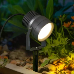 LED-Außenstrahler Irina, Erdspieß, Stecker, grau, Metall