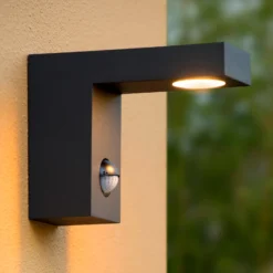 LED-Außenwandleuchte Texas mit Bewegungsmelder