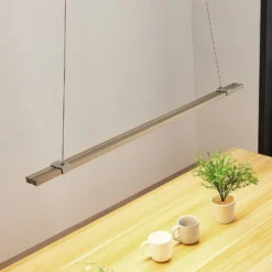 LED-Balkenpendelleuchte Tymon, schmal, ausziehbar