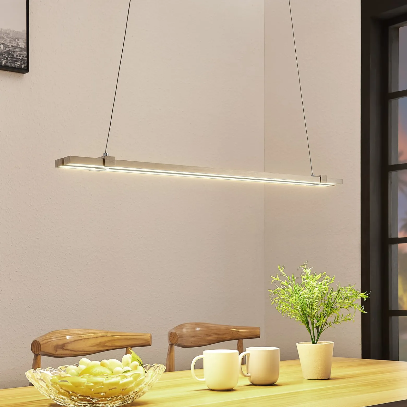 LED-Balkenpendelleuchte Tymon, schmal, ausziehbar