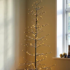 LED-Baum Isaac Höhe 210cm braun, weiß verschneit