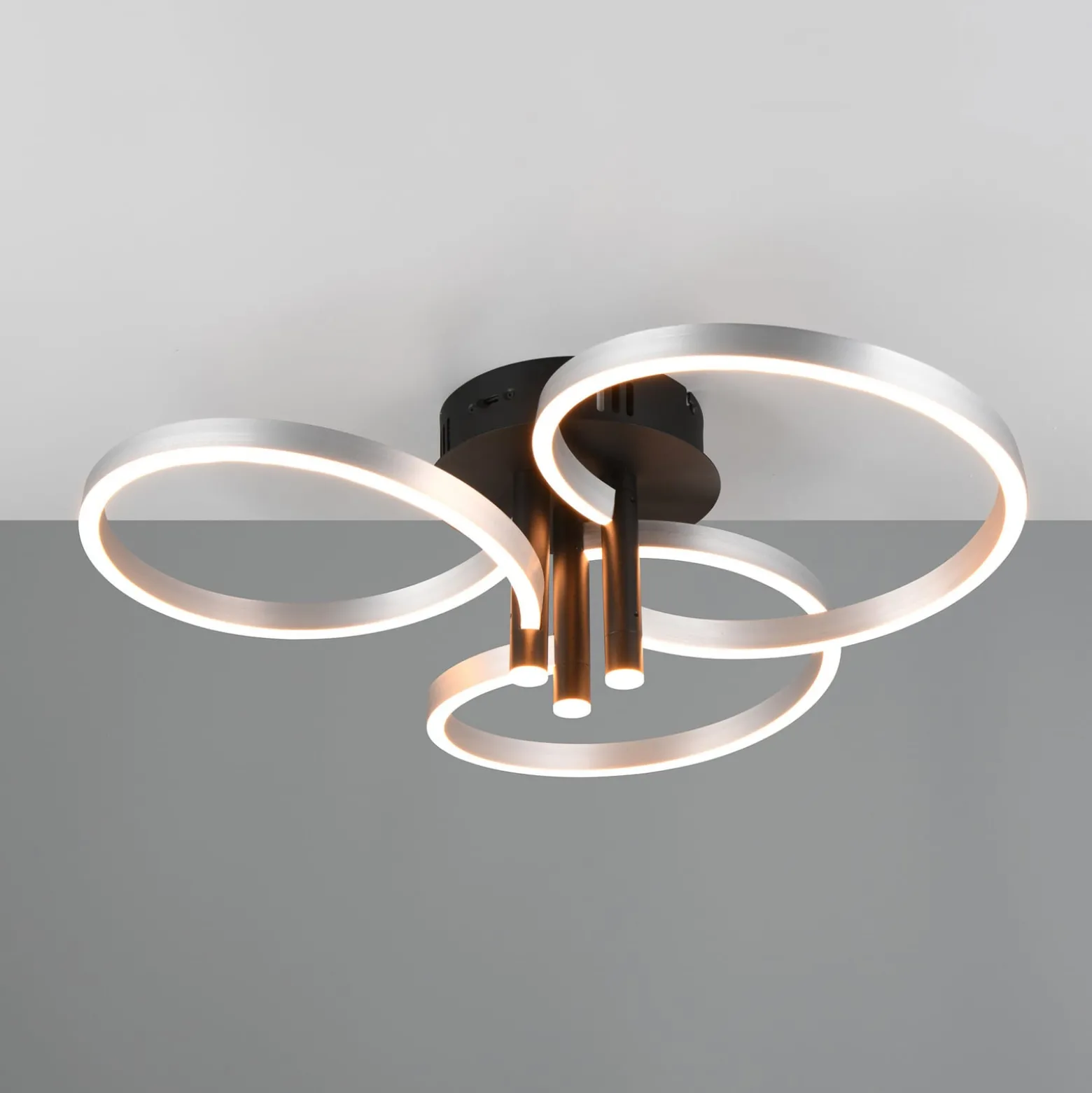 LED-Deckenlampe Caruso, alu/schwarz, Ø 66 cm, Metall CCT dim