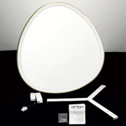 LED-Deckenlampe Charlie, Ø 80 cm, opalweiß, altmessingfarben