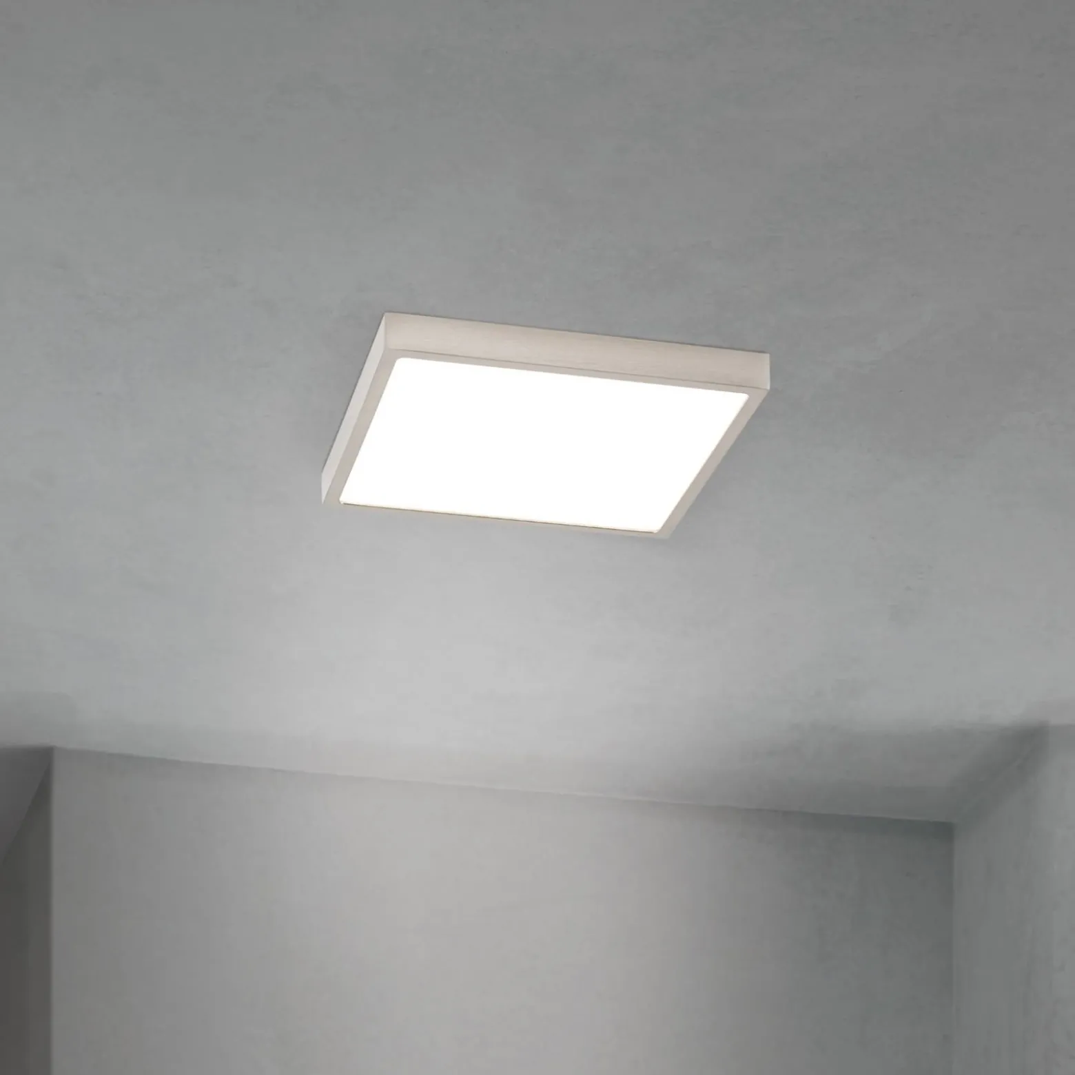 LED-Deckenlampe Disc, nickelfarben satiniert Länge 24 cm CCT