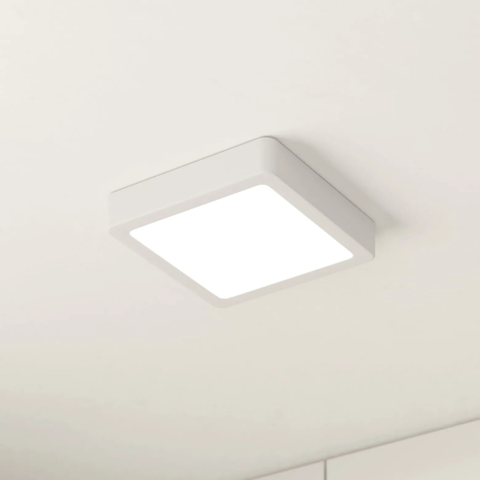 LED-Deckenlampe Fueva 5 IP44 3000K weiß 16x16cm