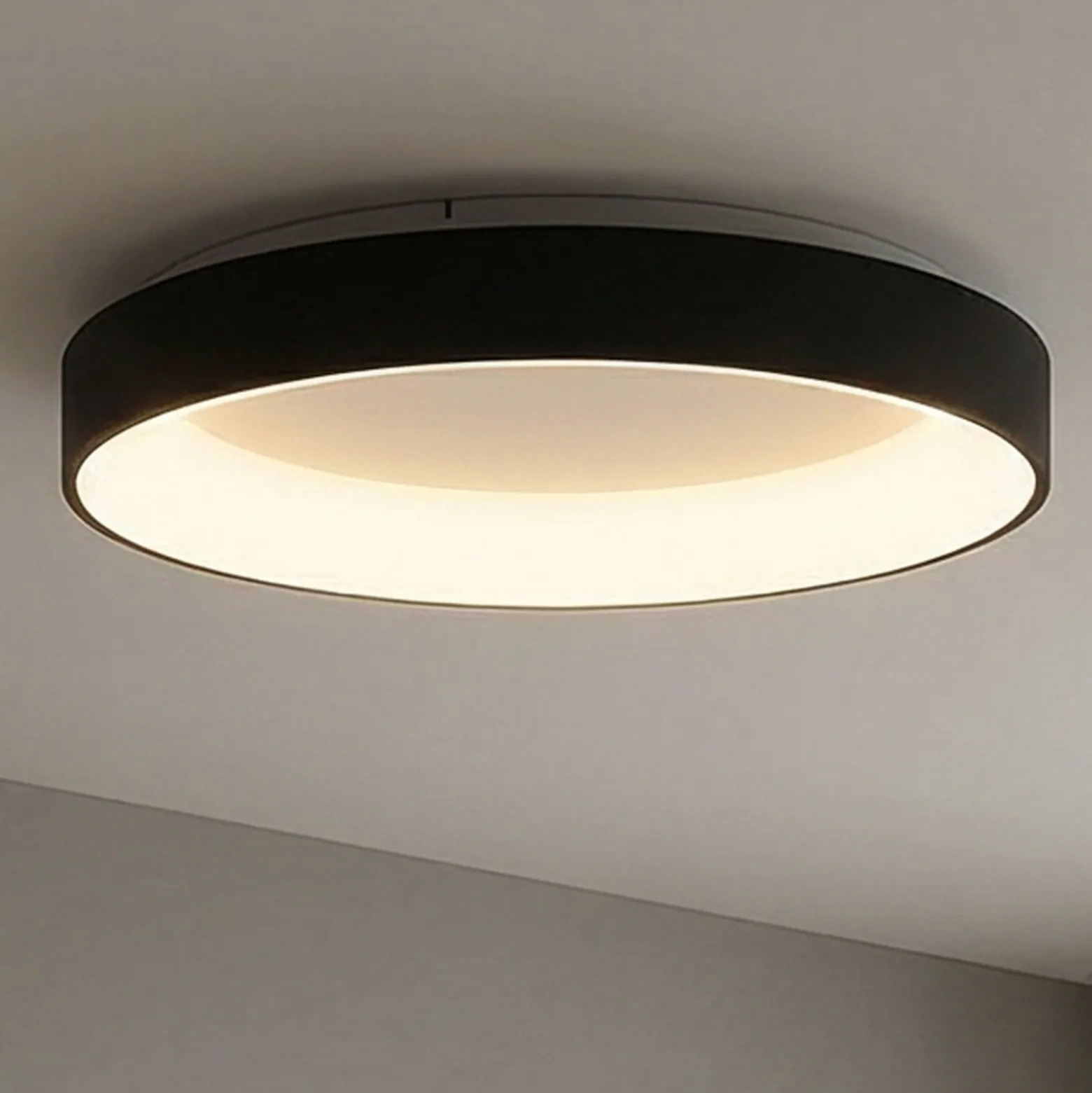 LED-Deckenlampe Niseko II CCT Fernbedienung, Ø 38cm, schwarz
