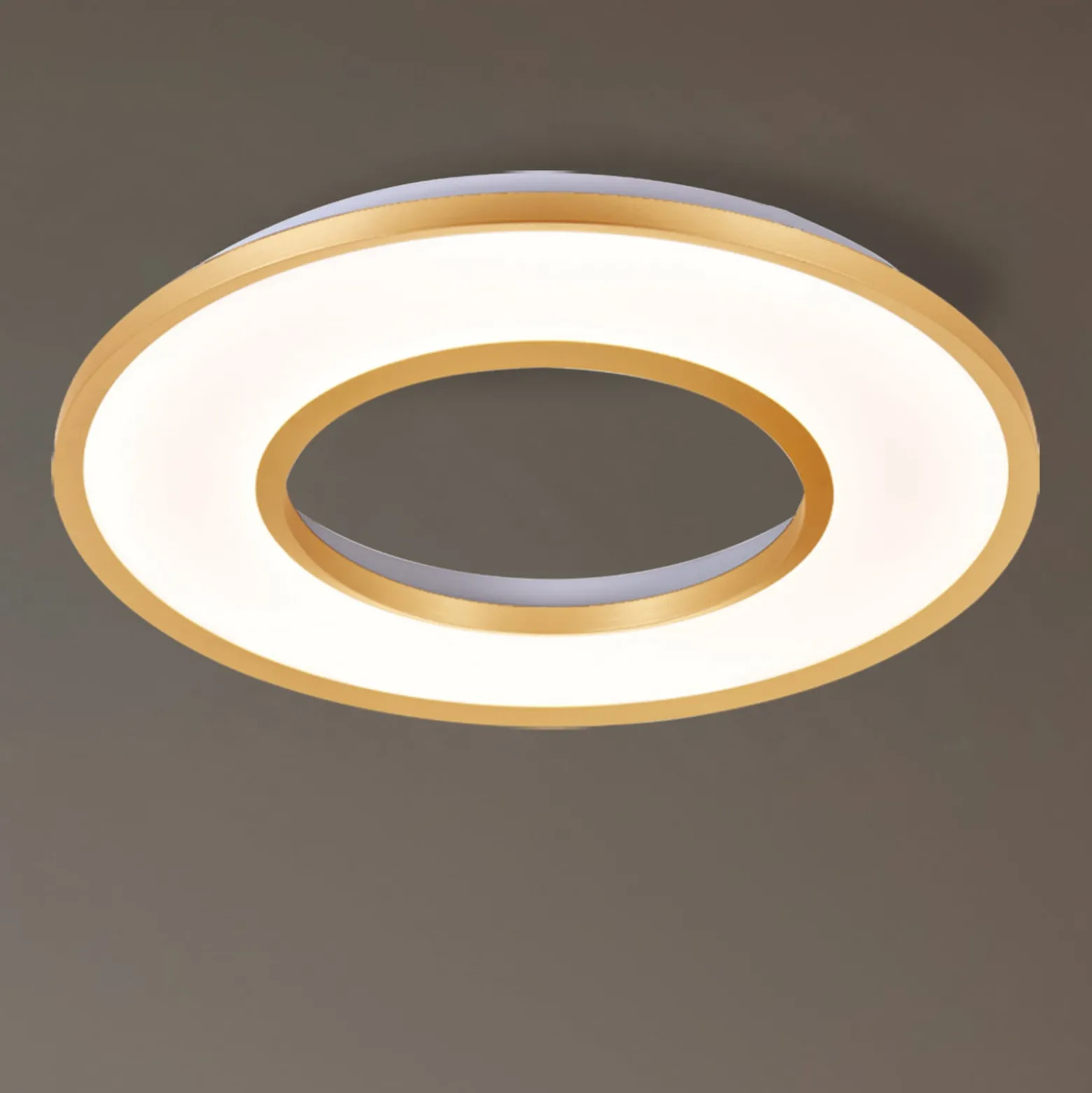 LED-Deckenlampe Valeria, goldfarben gebürstet Ø 60 cm Metall
