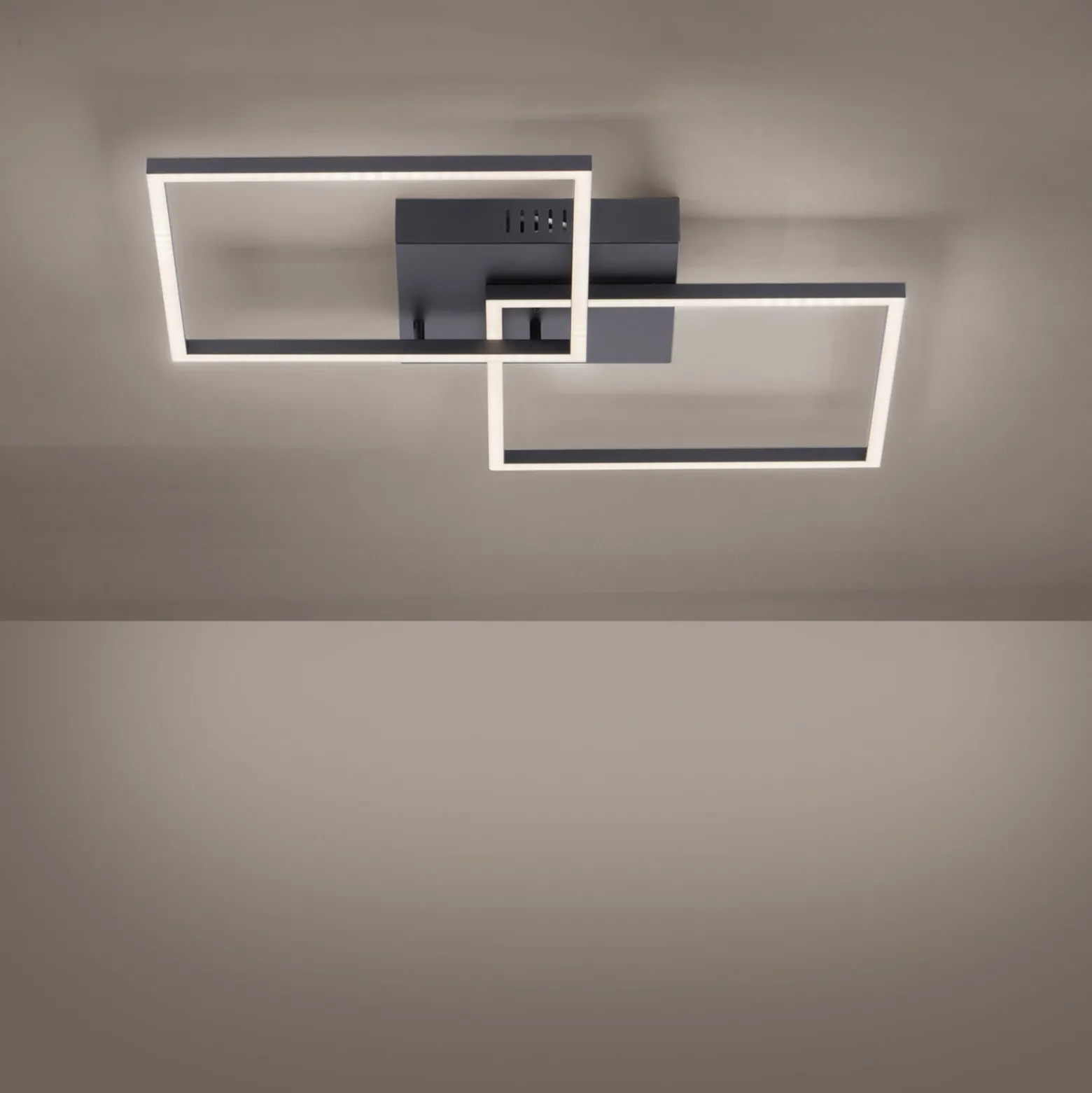 LED-Deckenleuchte Iven, dim, schwarz, 53x53cm