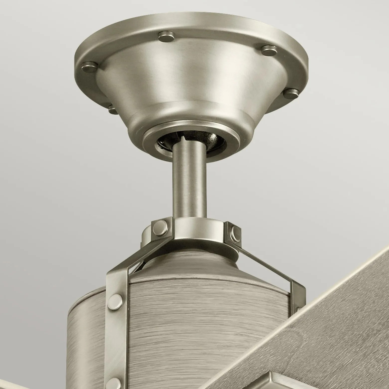LED-Deckenventilator Colerne 52, nickel/weißnussbaum