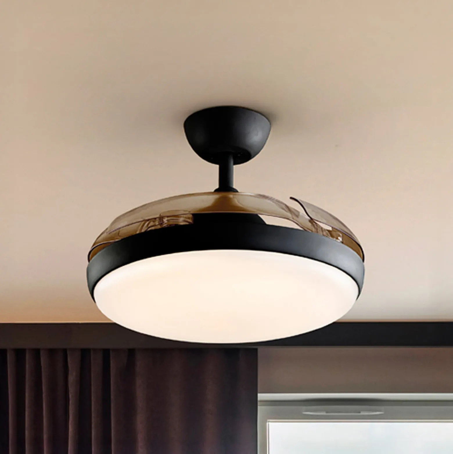 LED-Deckenventilator Venturi schwarz/rauch DC Ø 106 cm leise