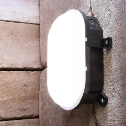 LED-Feuchtraumleuchte Sotano, schwarz, DIP-Schalter