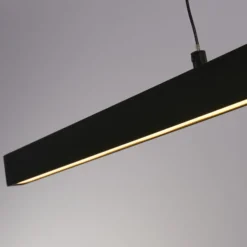 LED-Hängelampe Layla, linear, schwarz, höhenverstellbar, CCT