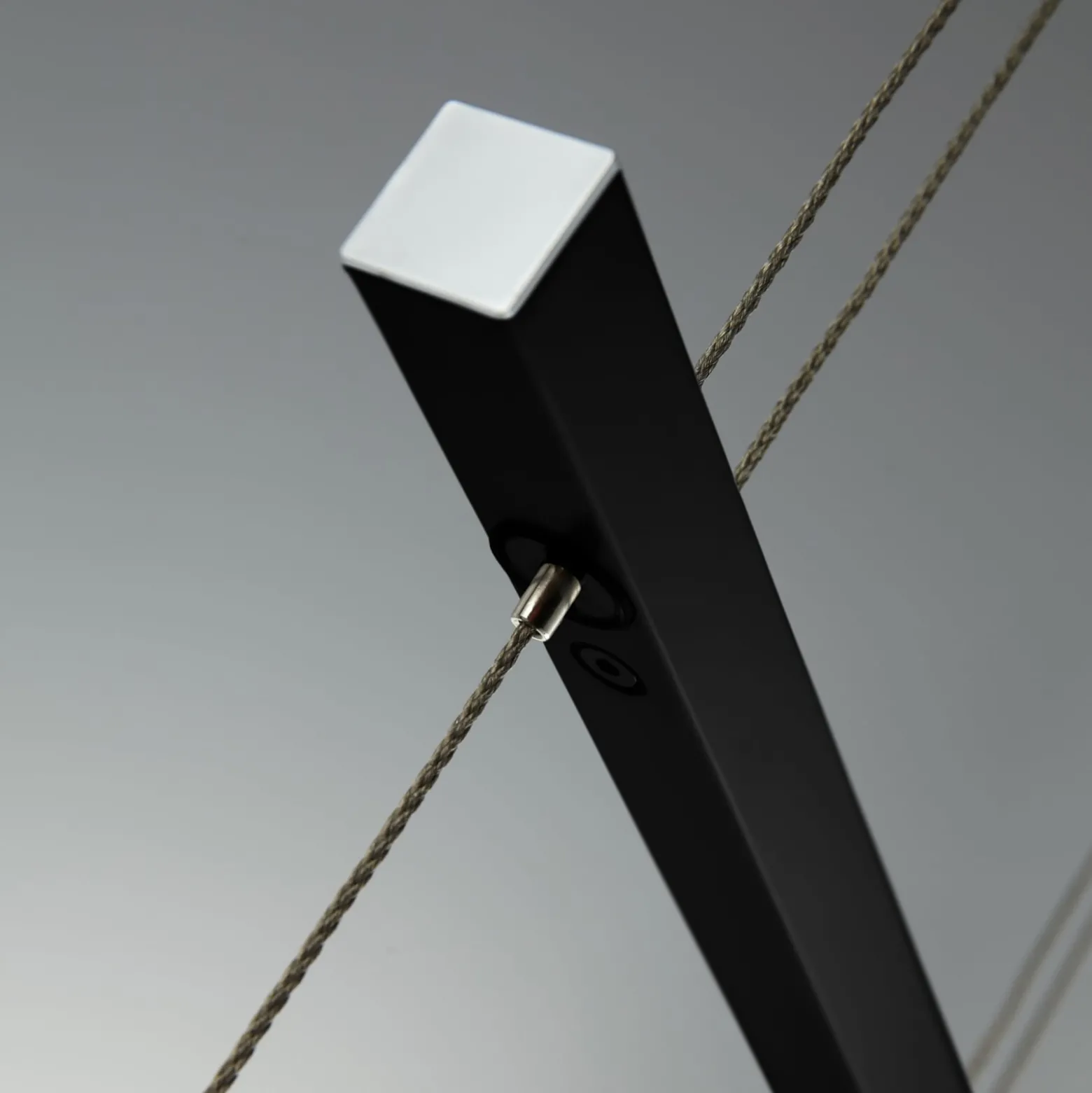 LED-Hängelampe Tick schwarz, Glas, dimmbar, höhenverstellbar