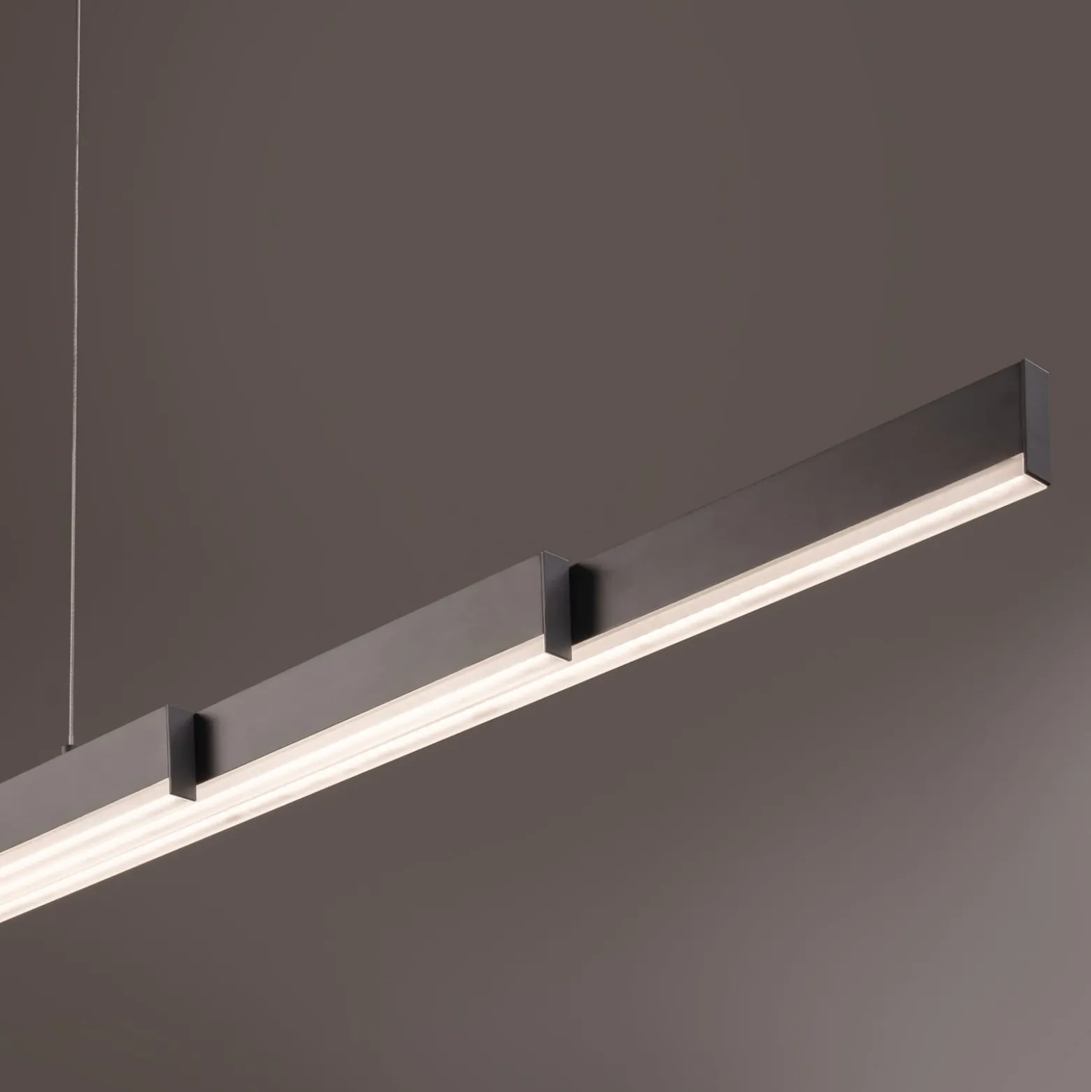 LED-Hängeleuchte Vayana, grau, Länge 189 cm, CCT Touchdimmer