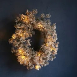 LED-Kranz Alfi, grün/verschneit, Ø 45 cm