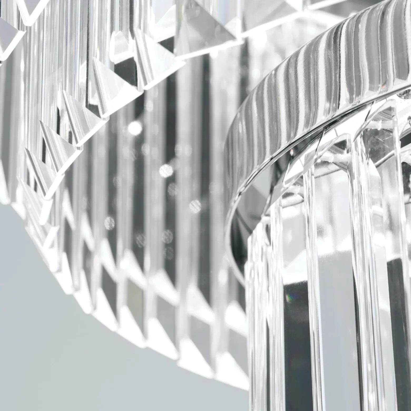 LED-Pendelleuchte Prism, rund, Ø 55 cm, chrom