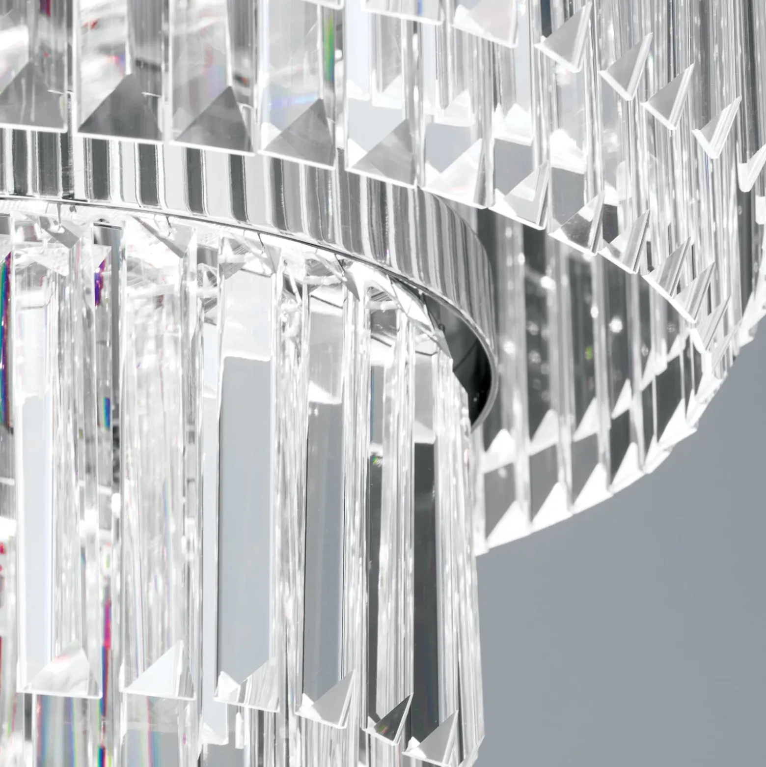 LED-Pendelleuchte Prism, rund, Ø 55 cm, chrom