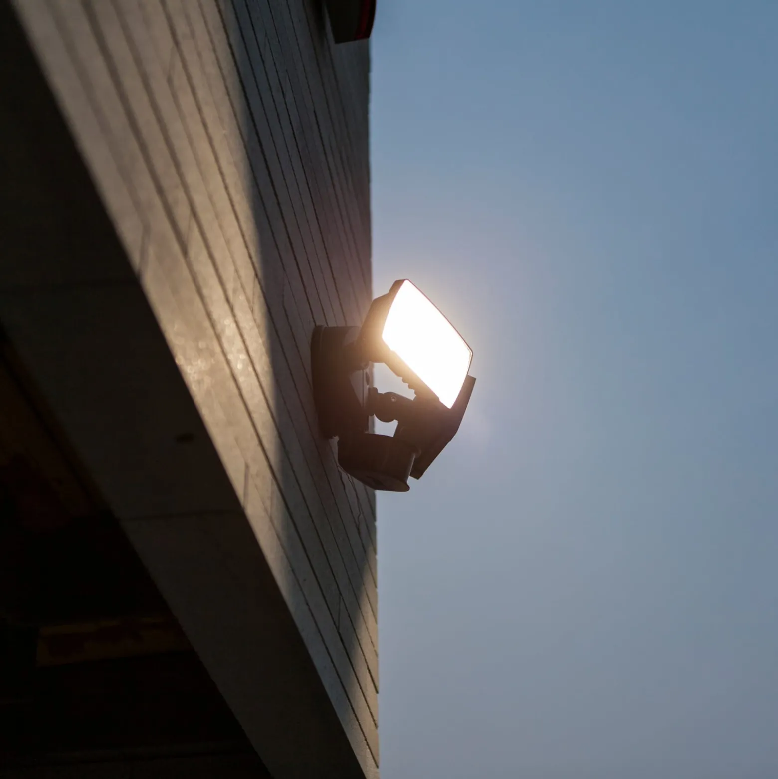 LED-Sensor-Außenwandstrahler CHIMERA, schwarz, 2-flg., IP54